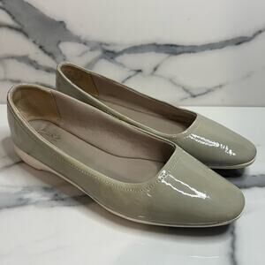 Naturalizer | Women's Minimalist Gray Leather Almond Toe Alya Comfort Flat Sz 9